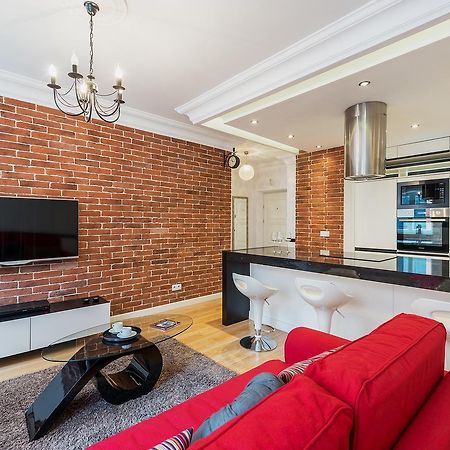 P&O Serviced Apartments Swietojanska ワルシャワ エクステリア 写真