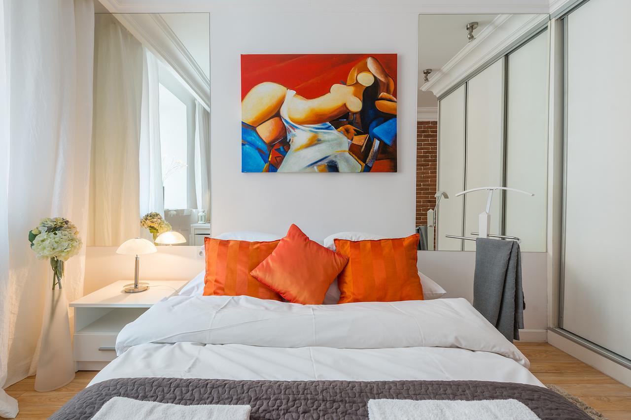 P&O Serviced Apartments Swietojanska ワルシャワ エクステリア 写真